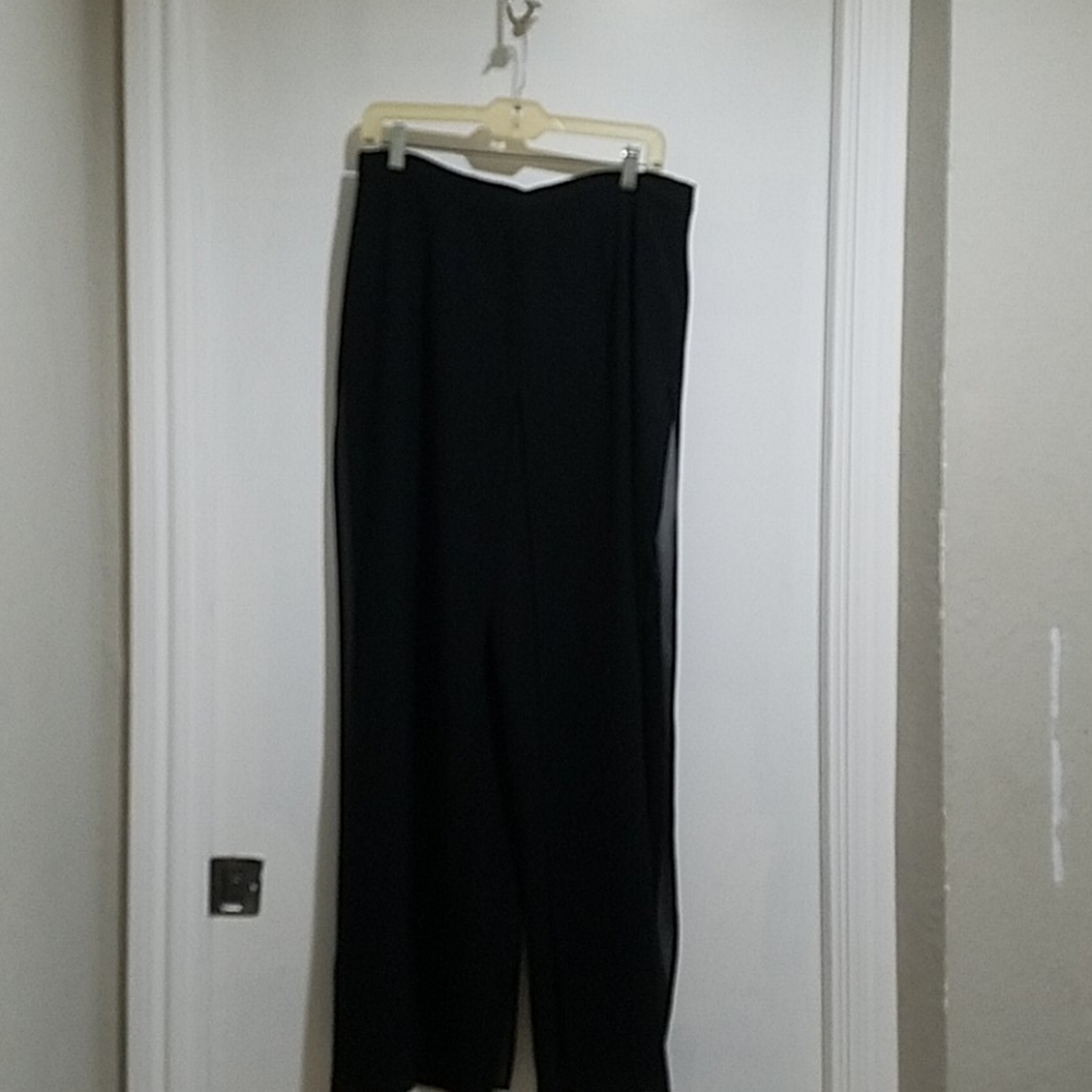 Black lightweight paneled pants